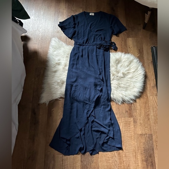 SHOW ME YOUR MUMU Sophia Navy Blue Wrap Dress - Picture 2 of 4